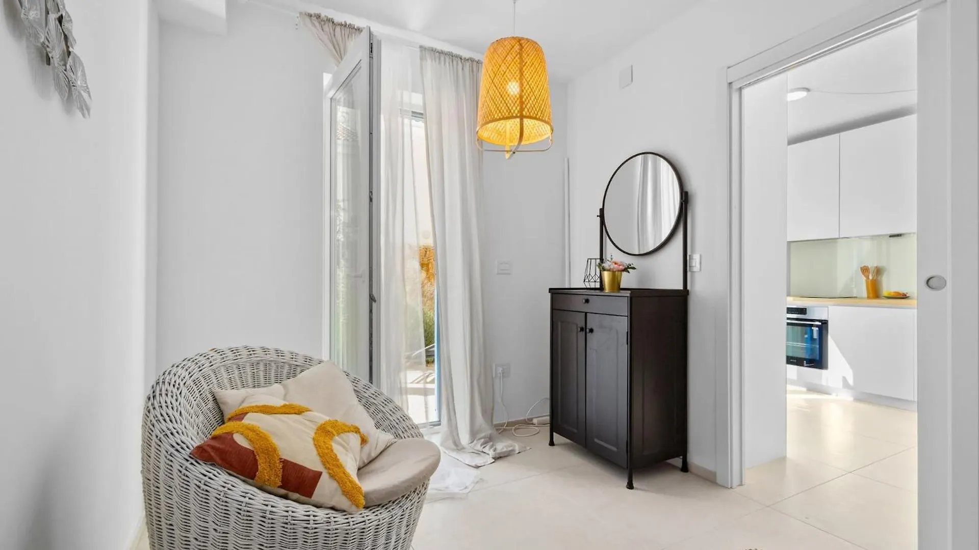 Apartment Sunshine Cres